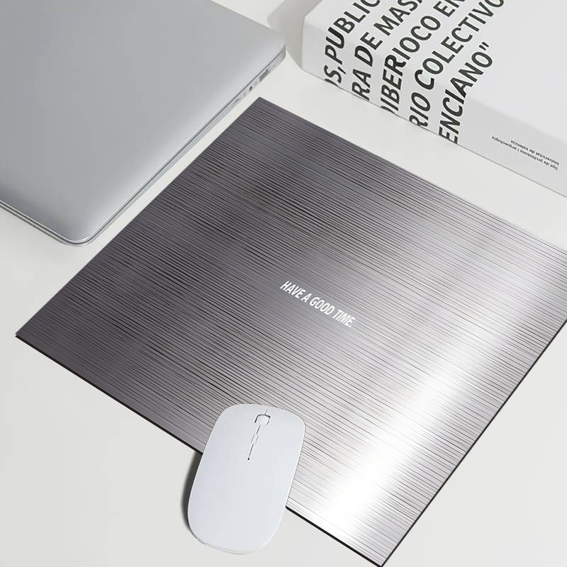 Brand Silver Gebürstetes Diato – Esports Gaming Brands Bewertung und Preis